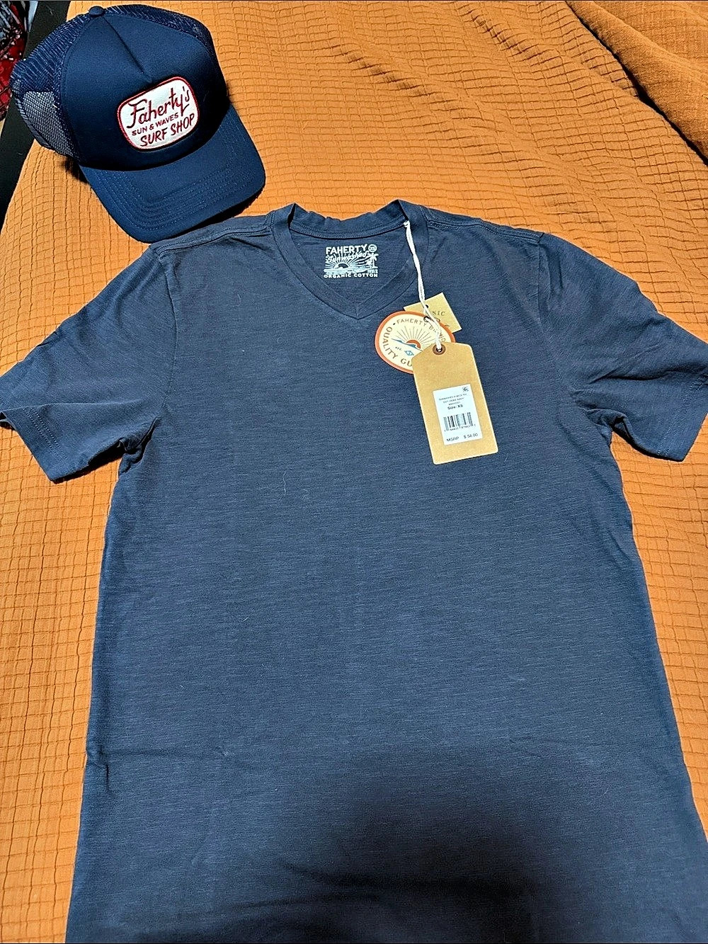 NWT Faherty Sunwashed V-Neck Tee Dune Navy Size XS